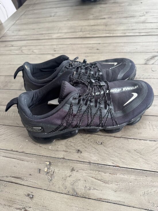 Nike Air VaporMax Run Utility Black Reflect Silver AQ8810-003 Size 10
